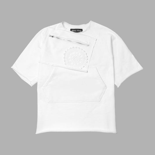 31 | SWEATSHIRT WITH POCKET & DOILY - white