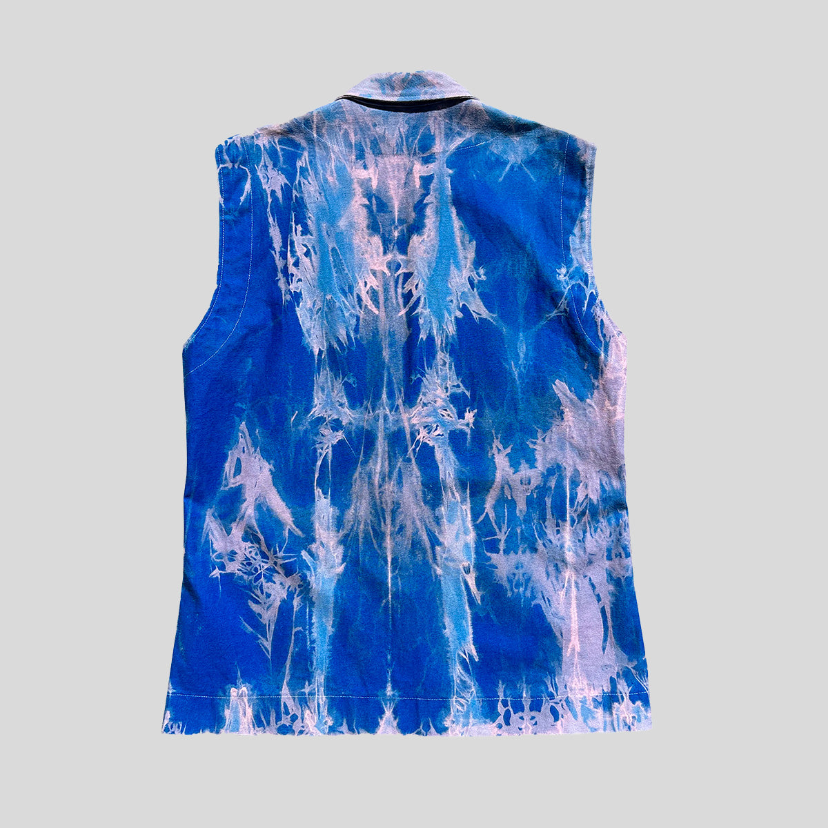 05 | BLEACHED SLEEVELESS JACKET- blue